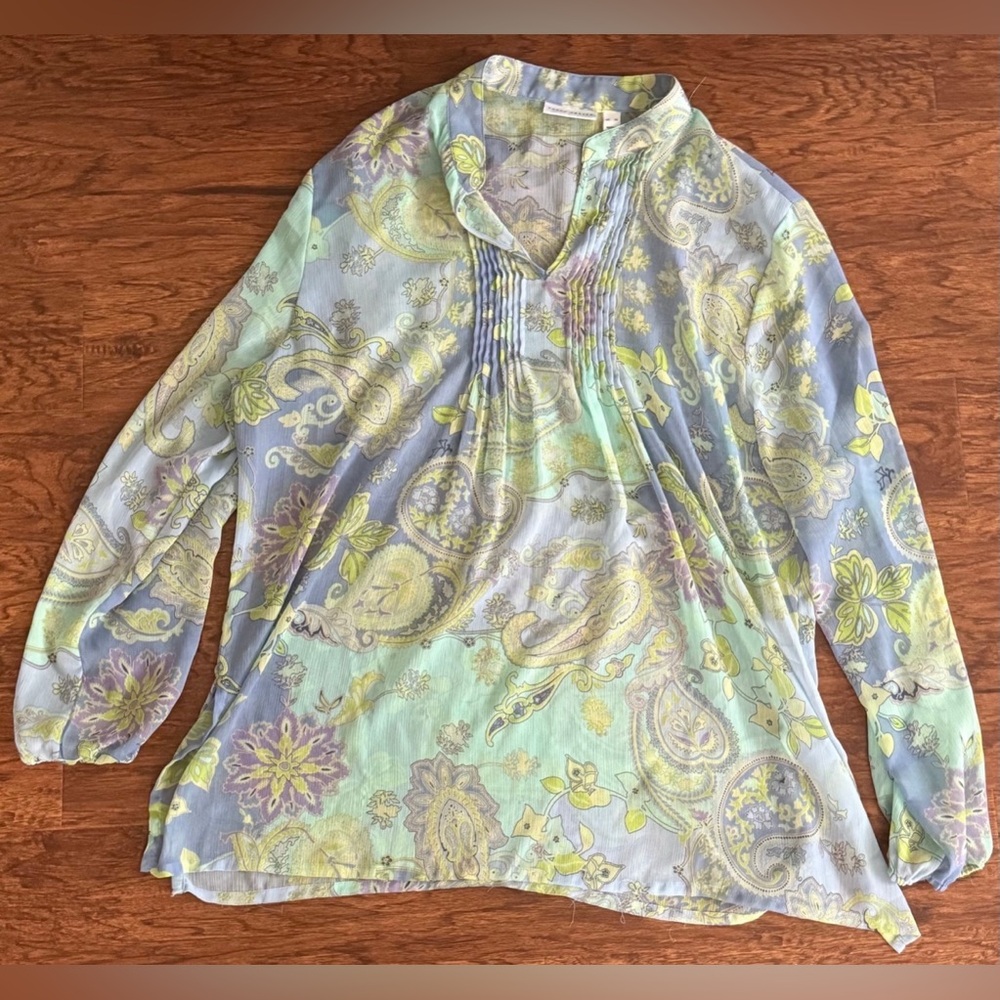 Susan Graver Women’s Lightweight Paisley Top